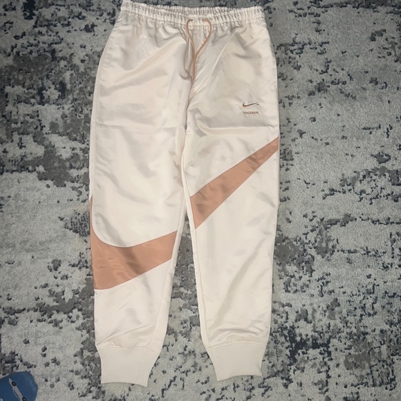 Nike Pants New Nike Nsw Sportswear Water Repellant Swoosh Joggers